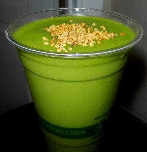 LSF Facebook Smoothie Recipe Contest Winner: The Magical Green Smoothie
