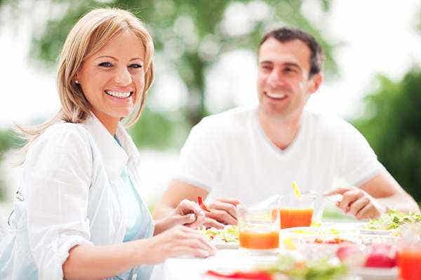 How Your Diet Relates to Healthy Teeth